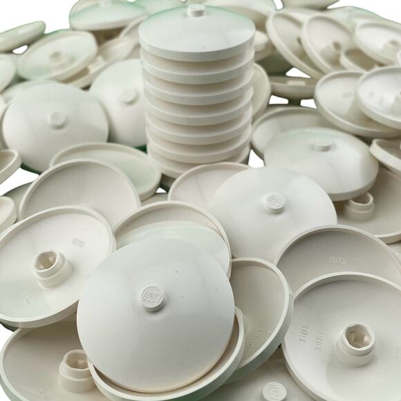 100 Pcs Lego Round Specialty White Plate 2x2 - New Old Stock - A490 - Picture 4 of 9